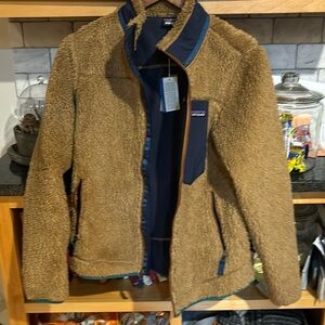 NWT Woman’s Patagonia Jacket